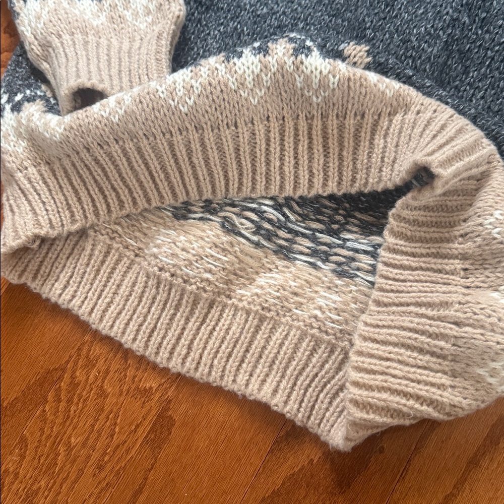 Retro New England Style Fair Isle Sweater - Picture 10 of 11